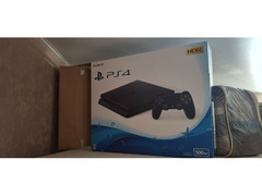 Playstation 4 / 2