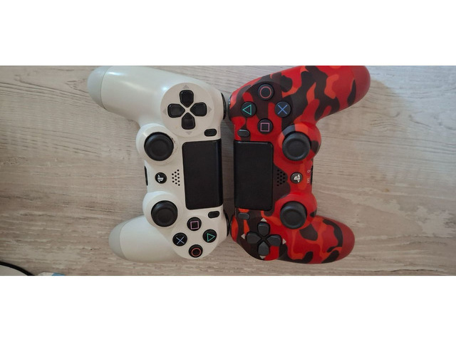 Playstation 4 - 4/7