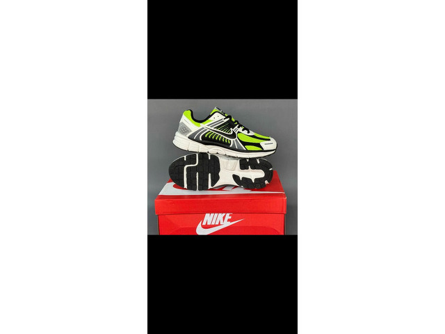 Кроссовки Nike  - 2/4