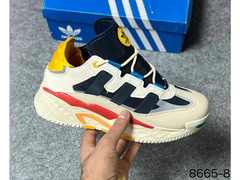 Кроссовки Adidas / 2