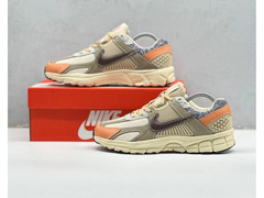 Кроссовки Nike  / 3