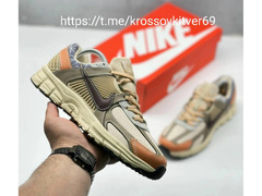 Кроссовки Nike  / 4