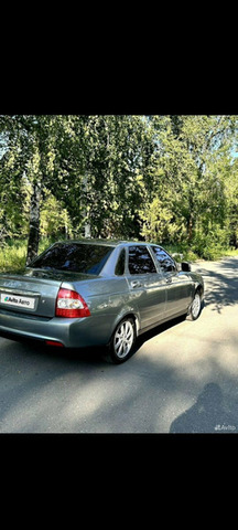 Лада Приора, 2011 - 2/4