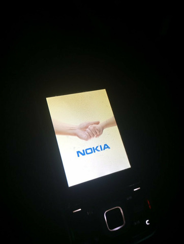 Nokia n81 - 2/5