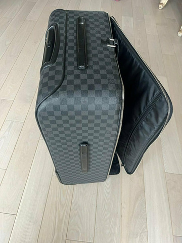 Чемодан Louis Vuitton - 1/6