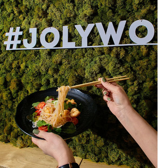 Кафе-Joly Woo