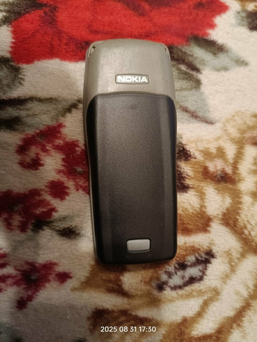 Nokia 1100 - 3/4