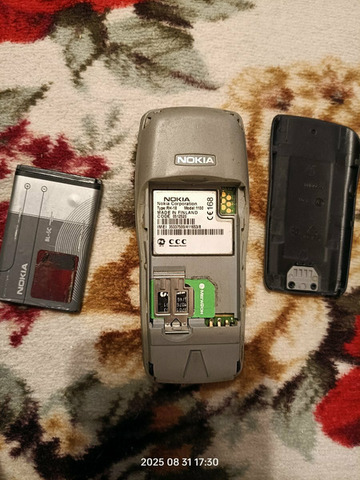 Nokia 1100 - 4/4