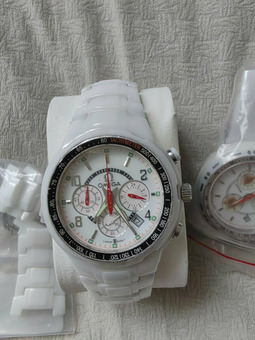 Керамические часы Omega