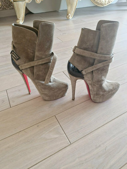 Ботильоны Christian Louboutin