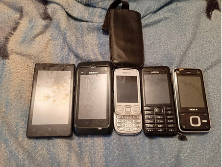 Рабочие телефоны NOKIA / 1