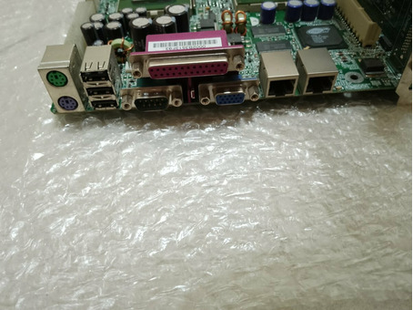 Серверная материнская плата Intel в комплекте / 7
