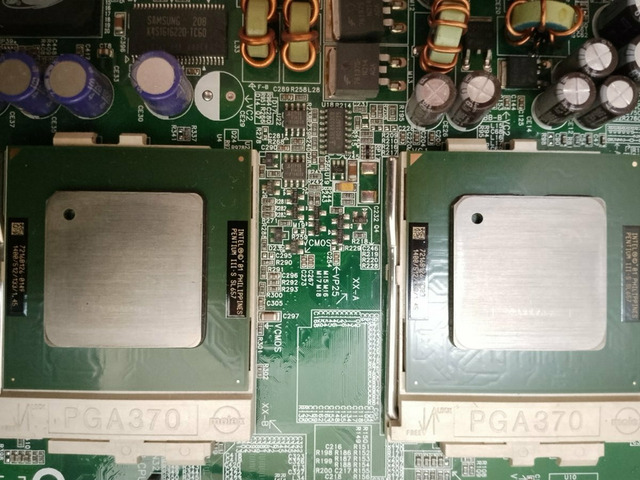 Процессор Socket 370 Pentium III - 1400MHz - 2/2