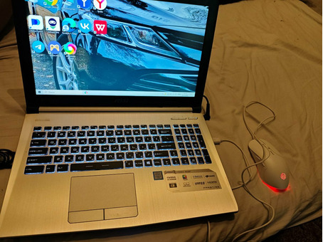 MSI ноутбук / 3