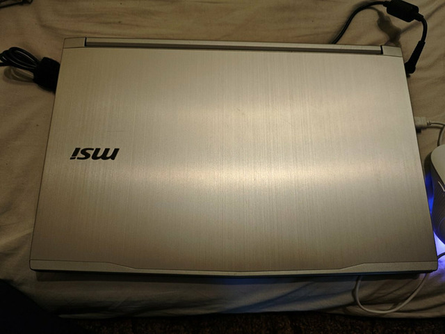 MSI ноутбук - 6/9