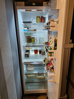 Холодильник Liebherr / 2