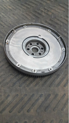 Маховик двухмассовый Ford Mondeo - 9/12