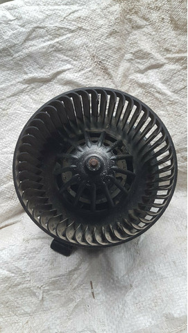 Моторчик печки Nissan Almera 2015 - 3/9