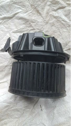 Моторчик печки Nissan Almera 2015 - 8/9