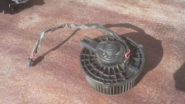 Моторчик печки Лексус рх300 2001 леворуль - 3/4