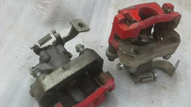 Суппорт тормоза задний левый Тойота Королла 2007 - 1/6