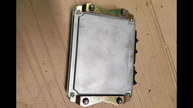 Блок управления двигателем 3.1дизель Jeep Grand Cherokee wj - 5/6