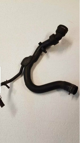 Патрубок радиатора 2,5 дизель Ауди Алроуд 2001 - 4/4