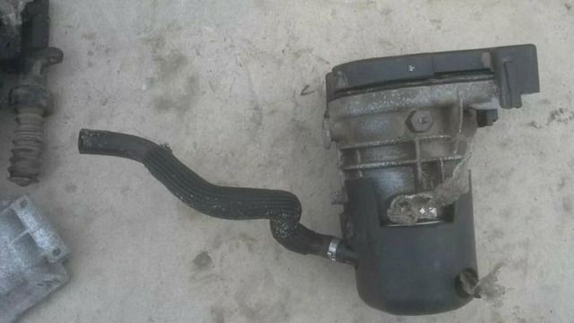 Насос гидроусилителя руля Citroen C5 2009 - 3/3