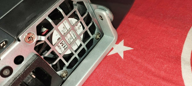 Supermicro PWS-1K03A-1R  80 Plus Titanium - 11/12