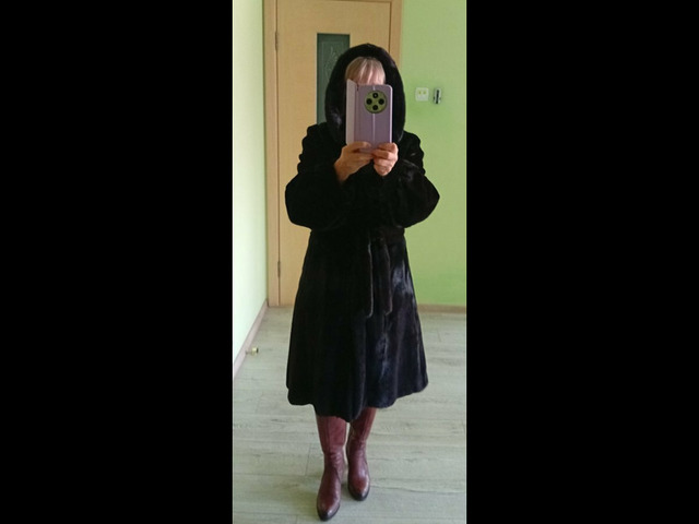 Продам шубу из меха норки б/у. - 1/6