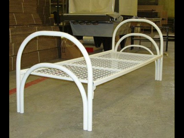 Двухъярусные и трехъярусные кровати металлические - 4/6