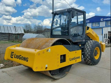 Аренда и услуги грунтового катка в Архангельской области