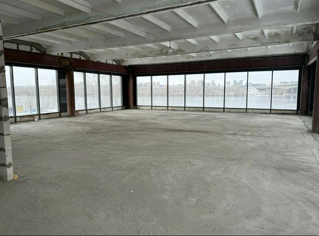 Сдается здание под офисы с редким видом - 4/5