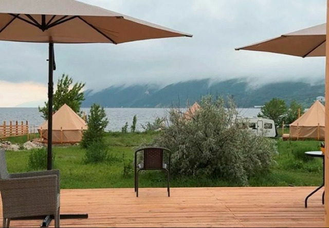 Глэмпинг «А Ля Рус» – шикарный отдых на волжском берегу