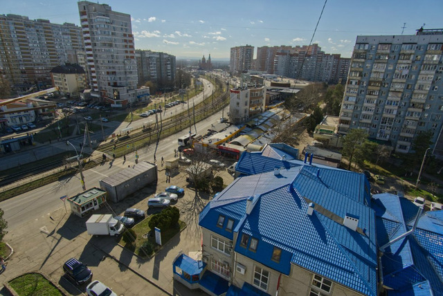 Уютная 2-комнатная квартира - 1/8