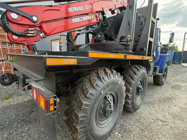 Лесовоз Урал с манипулятором Велмаш 10-74 - 3/4