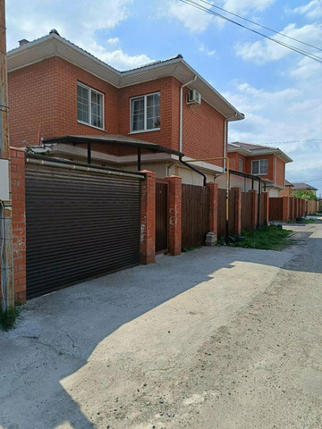 В продаже уютный и тёплый двухэтажный дом - 8/9