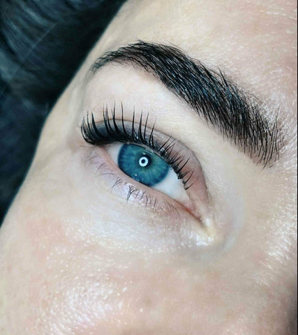 Ламинирование ресниц и оформление бровей - 4/5