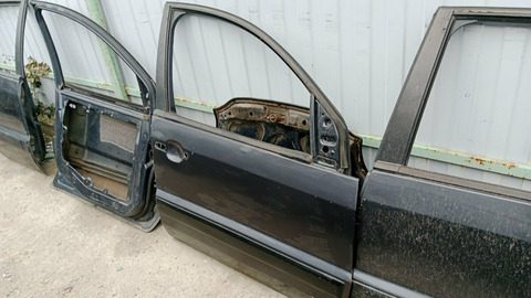 Дверь передняя правая Ford Fusion