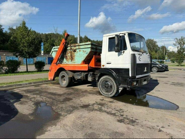 Вывозим строительный и бытовой мусор контейнерами - 1/8