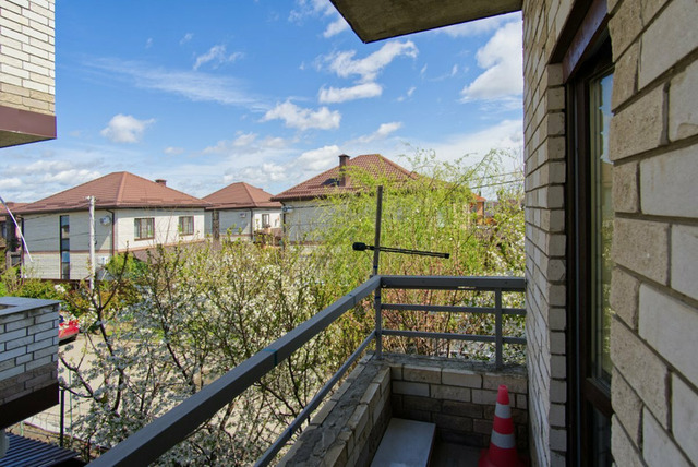 Трёхэтажный дом с террасой в Краснодаре - 3/6