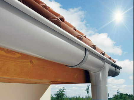 Монтаж водосточной системы и снегозадержания на крышу