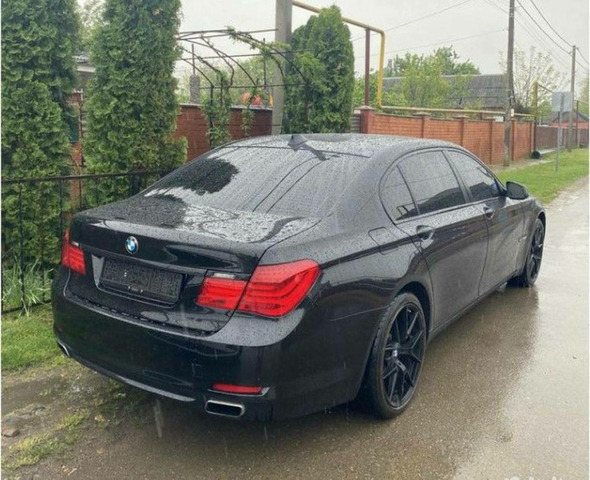 BMW 7 - 5/5