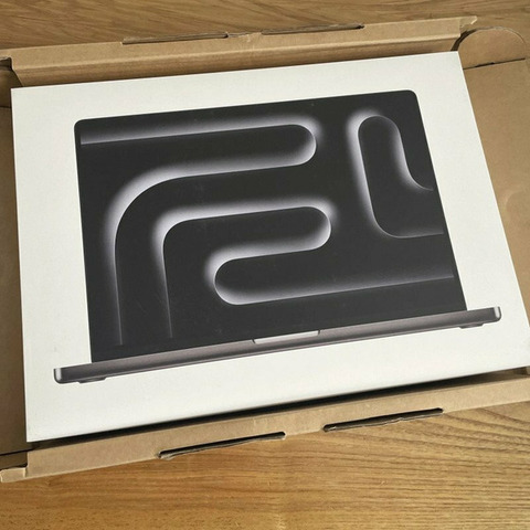 Apple MacBook Pro 2026 16 дюймов M5 MAX 64 ГБ