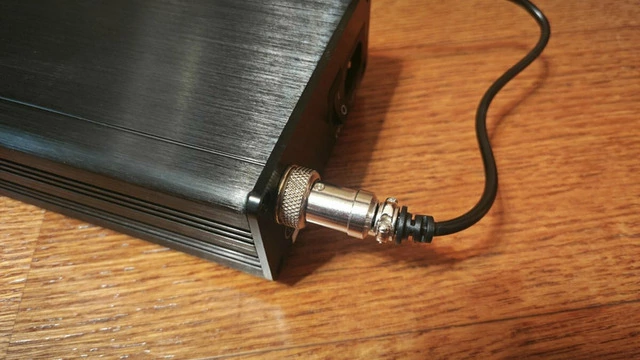 Фонокорректор Pro-Ject Tube Box S2 + линейный блок питания - 4/12