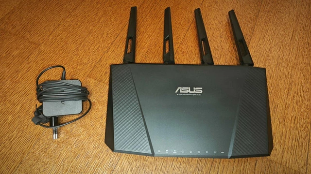 Роутер Asus RT-AC87U в отличном состоянии полный комплект - 4/6